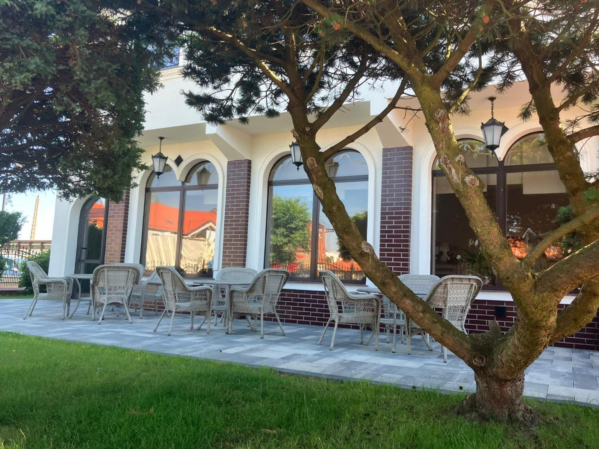웨바 Osrodek Wczasowy Magnat B&B 외부 사진